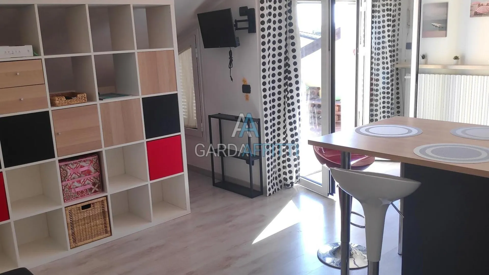 Quarzo Apartment - Panorama E Relax A Sirmione