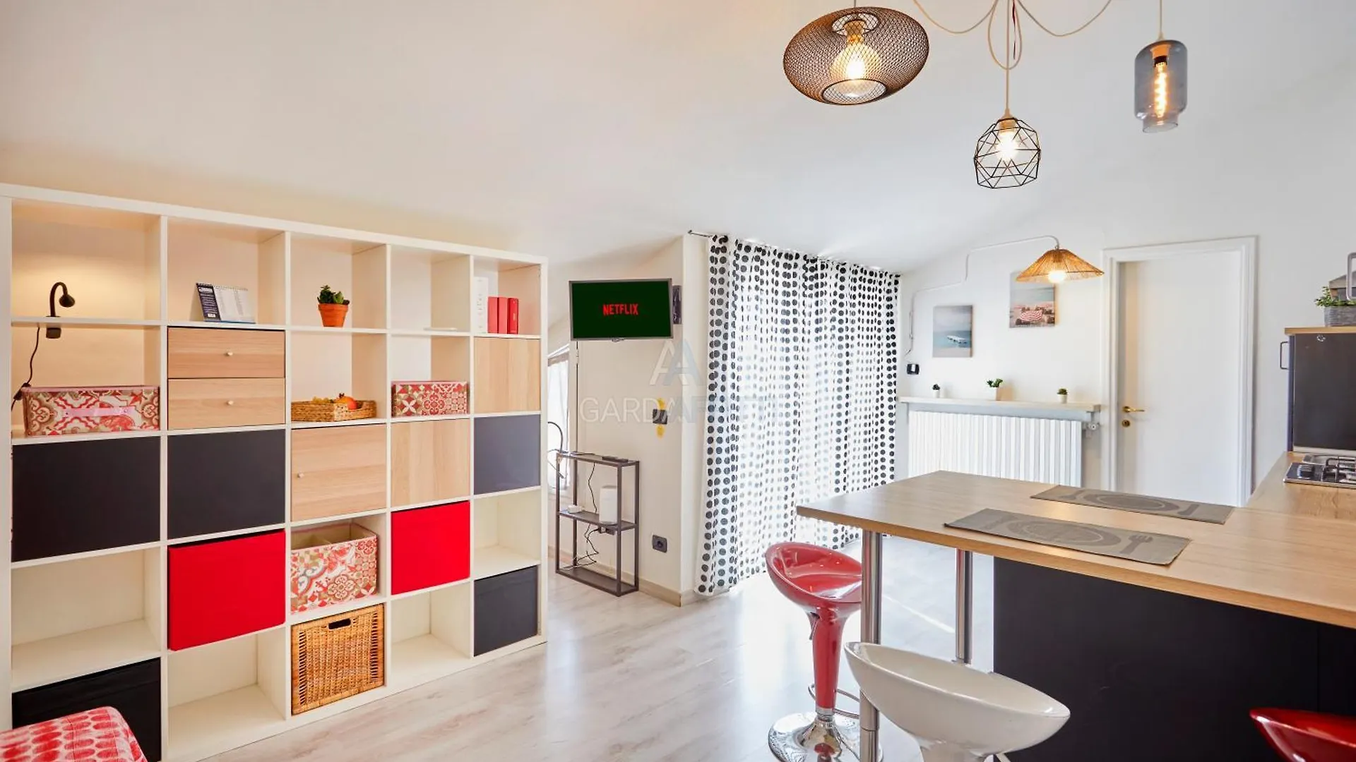 Quarzo Apartment - Panorama E Relax A Sirmione Italy