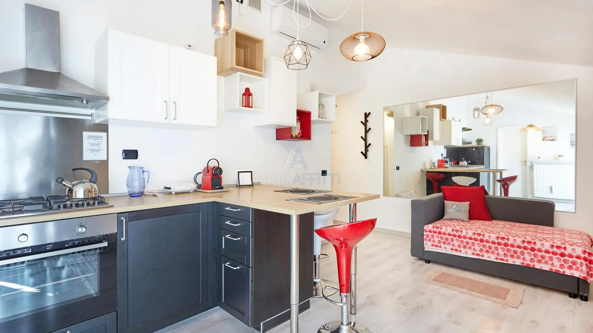 Quarzo Apartment - Panorama E Relax A Sirmione