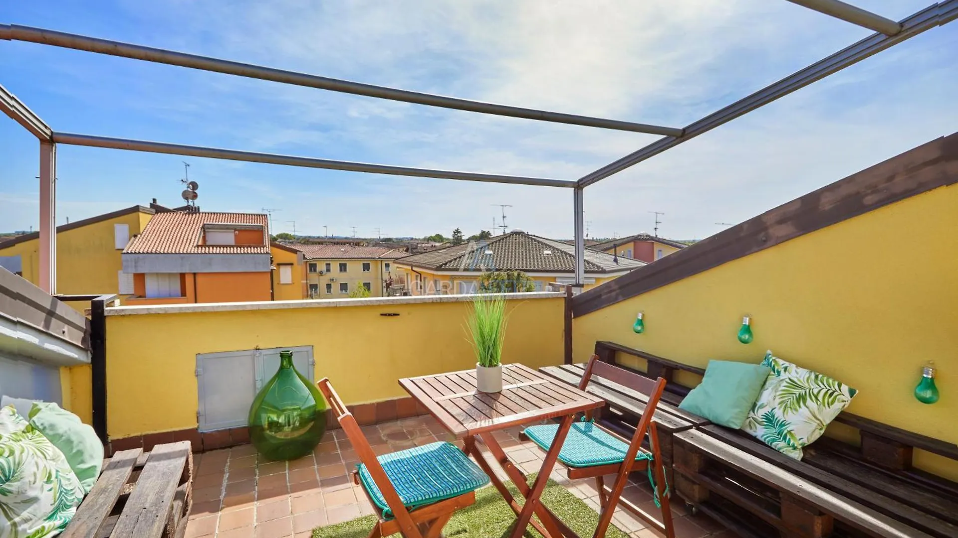 Quarzo Apartment - Panorama E Relax A Sirmione