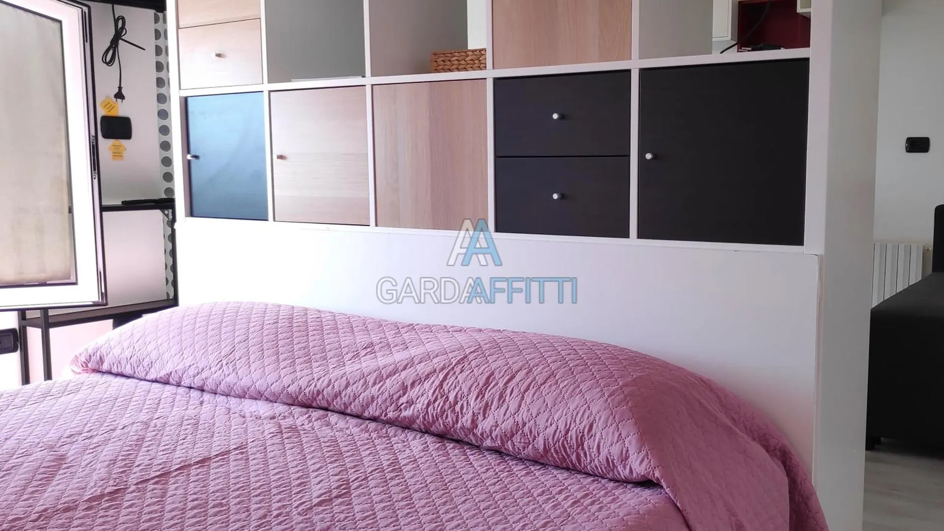 Quarzo Apartment - Panorama E Relax A Sirmione Italy