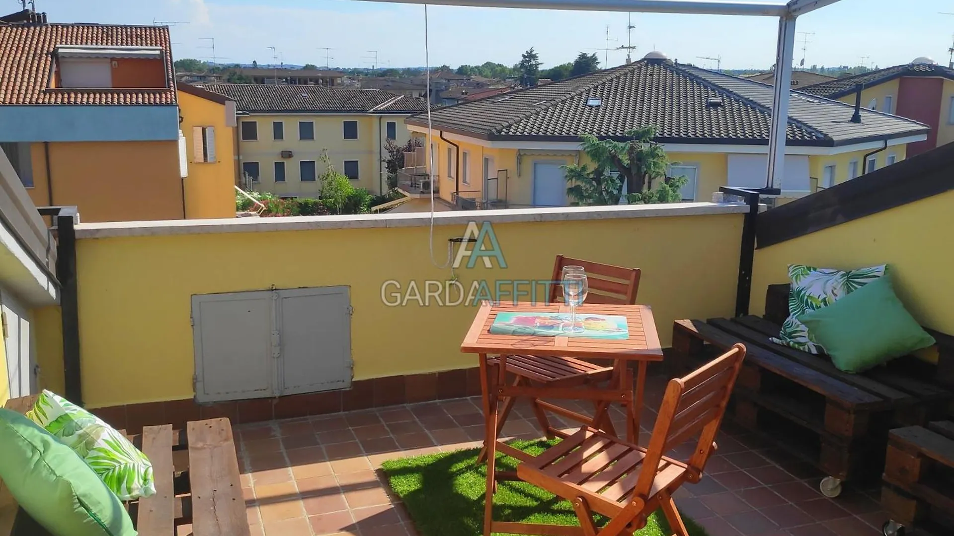 Quarzo Apartment - Panorama E Relax A Sirmione Italy